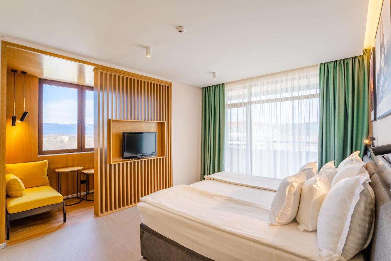 Hotel Sevtopolis Medical & Spa Pavel Banya Exterior photo