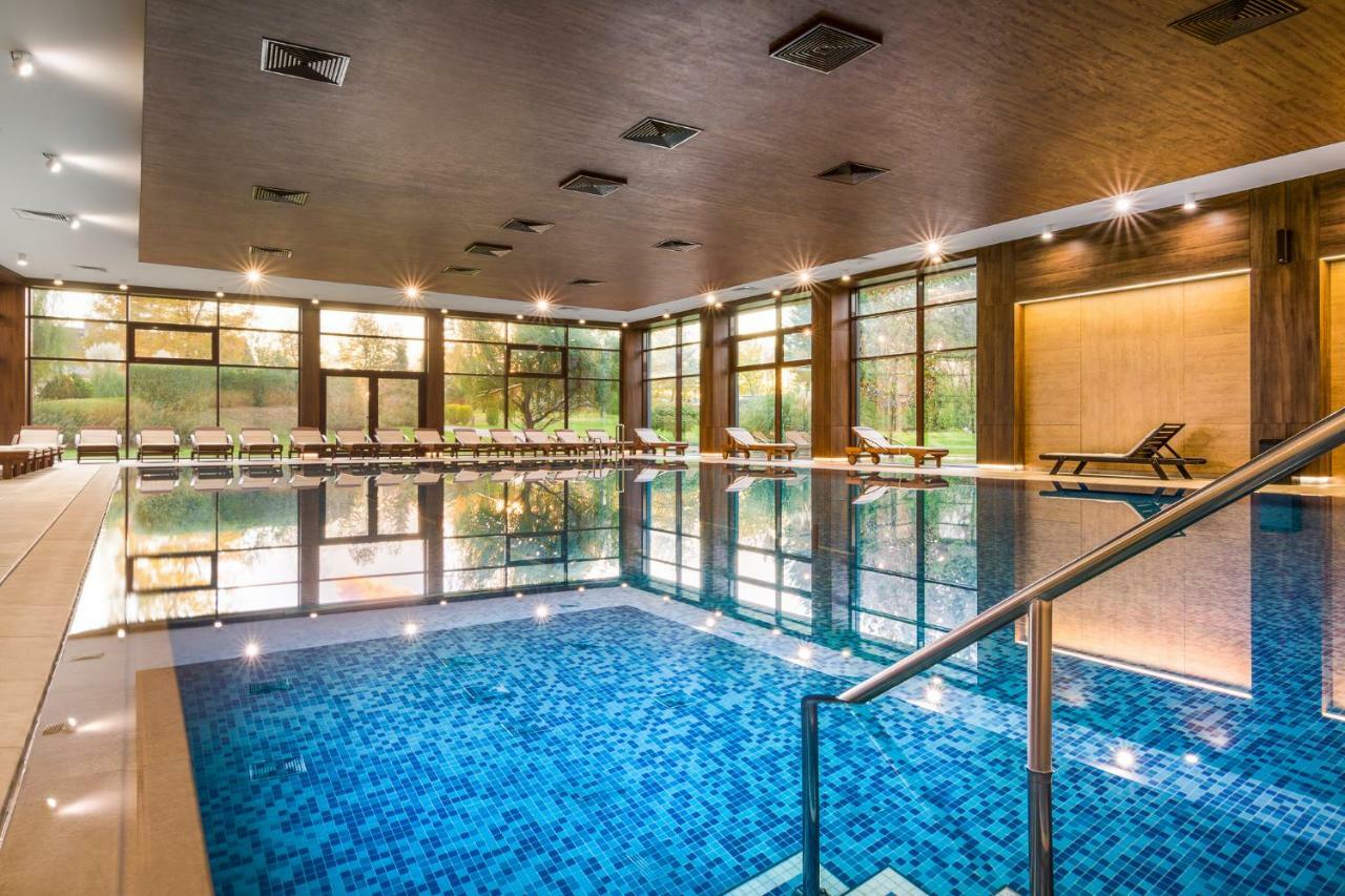Hotel Sevtopolis Medical & Spa Pavel Banya Exterior photo